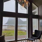 Magic Views And Walking Distance To Beaches *